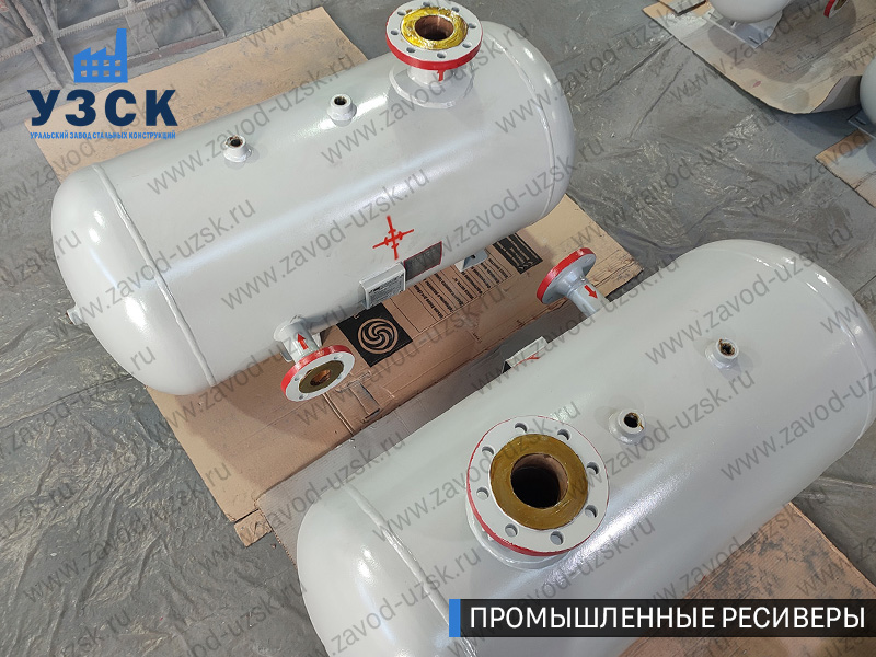 фотография промышленных ресиверовдля газа Кызыл